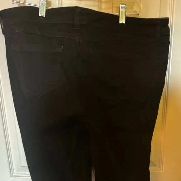 Torrid Jeans - Picture 2 of 2